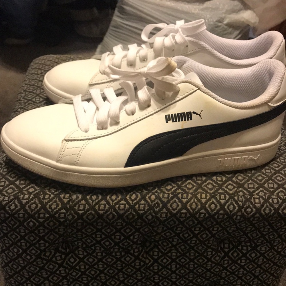 Vintage Pumas